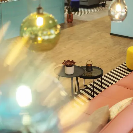 - The Niu, Belt Frankfurt By Ihg