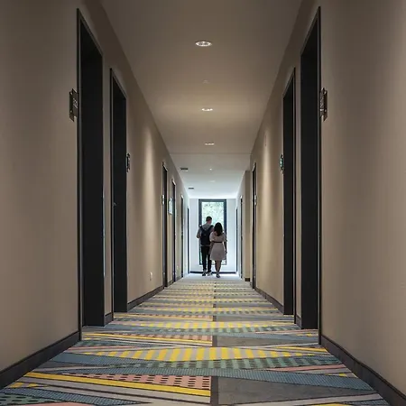 - The Niu, Belt Frankfurt By Ihg מלון