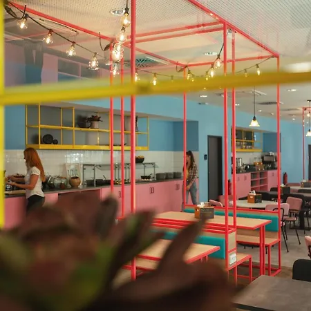 - The Niu, Belt Frankfurt By Ihg Hotel