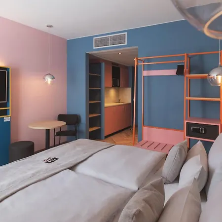 - The Niu, Belt Frankfurt By Ihg Hotel