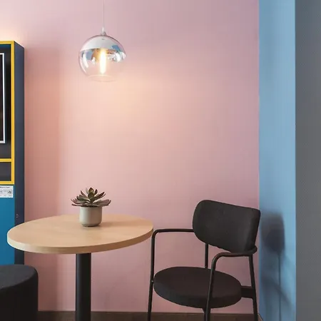 - The Niu, Belt Frankfurt By Ihg Eschborn