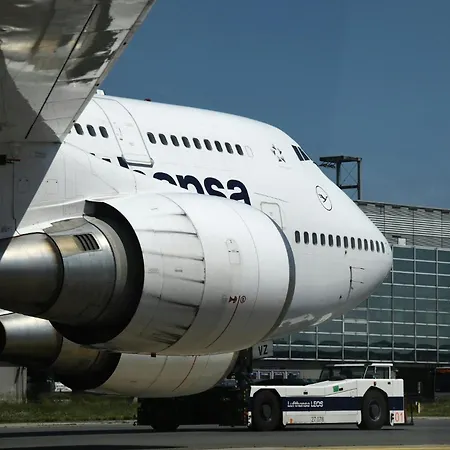 - The Niu, Belt Frankfurt By Ihg Hotel 3*