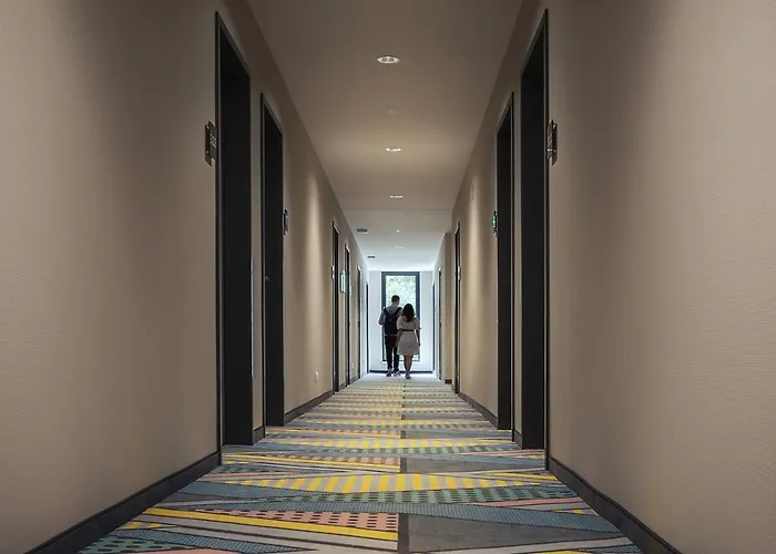 - The Niu, Belt Frankfurt By Ihg Hotel