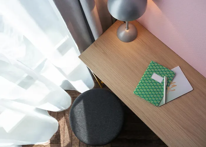 - The Niu, Belt Frankfurt By Ihg Hotel 3*