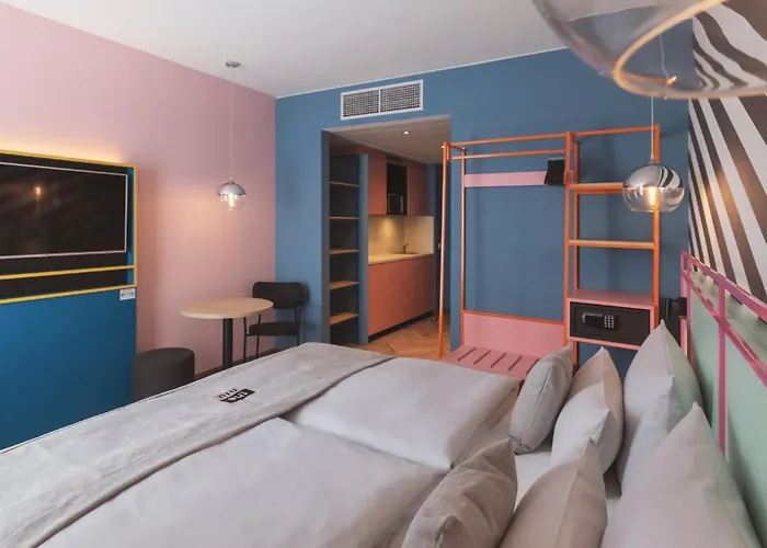 - The Niu, Belt Frankfurt By Ihg Отель